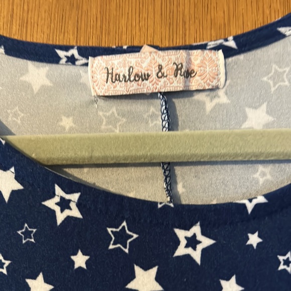 Star dress - Picture 2 of 3